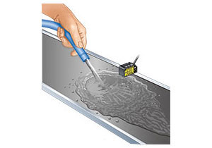 安裝在食品包裝生產(chǎn)線的水洗部分周邊(IP67)